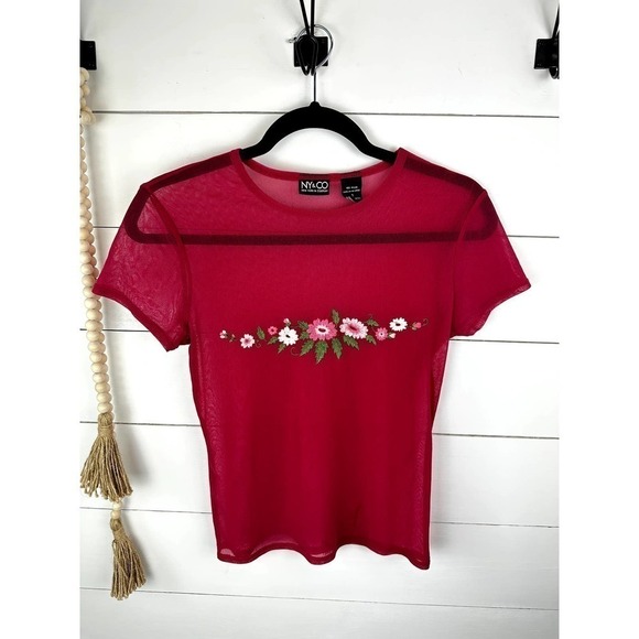 Pre-loved Y2K floral embroidered short sleeve t-shirt sz SML - Picture 1 of 5